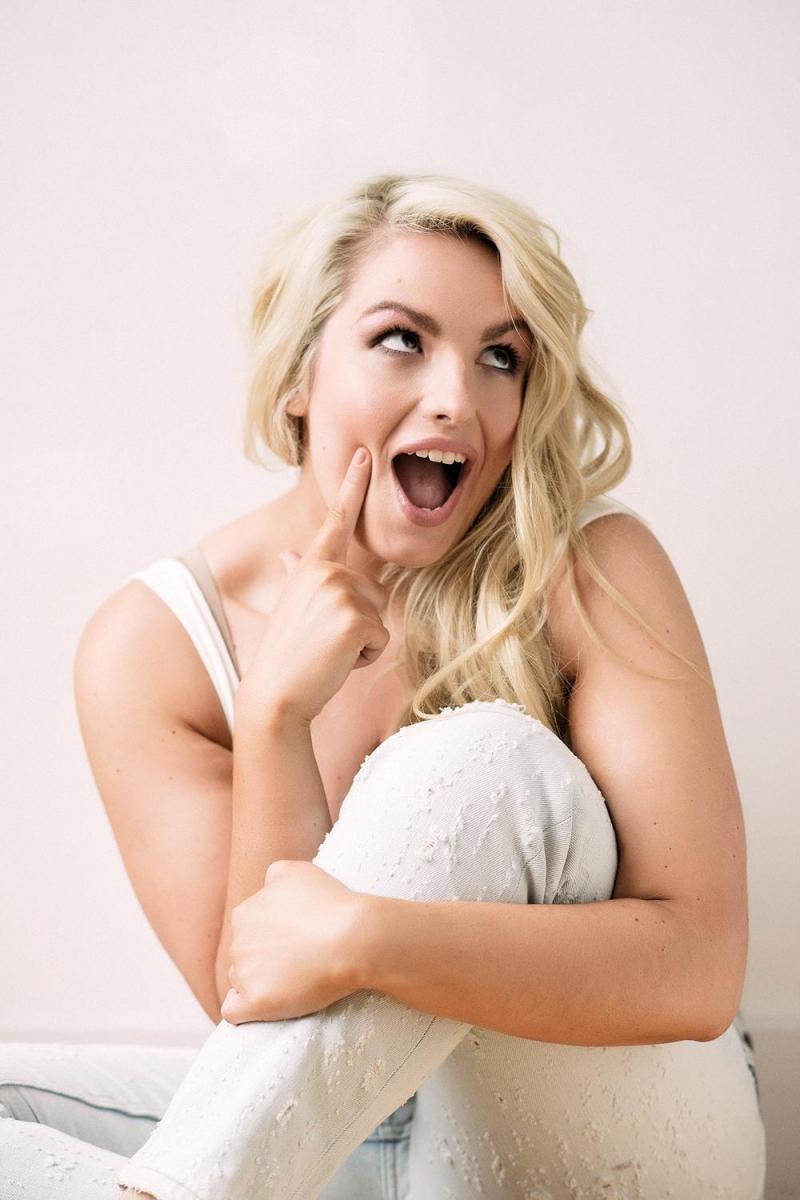 Famous Plus Size Models In The World